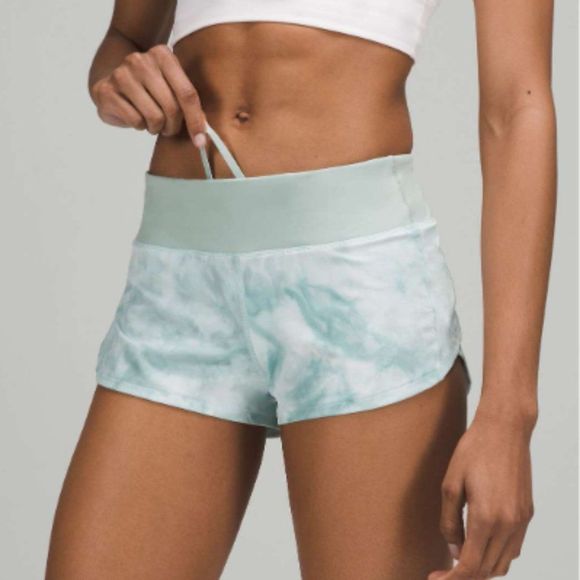 Lululemon Speed Up Low-Rise Lined Short 2.5" - Picture 6 of 7